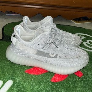 Yeezy 350v2 Reflective White